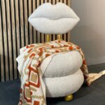 پاف صندلی تدی و مبل فانتزی طرح لب - Image 2